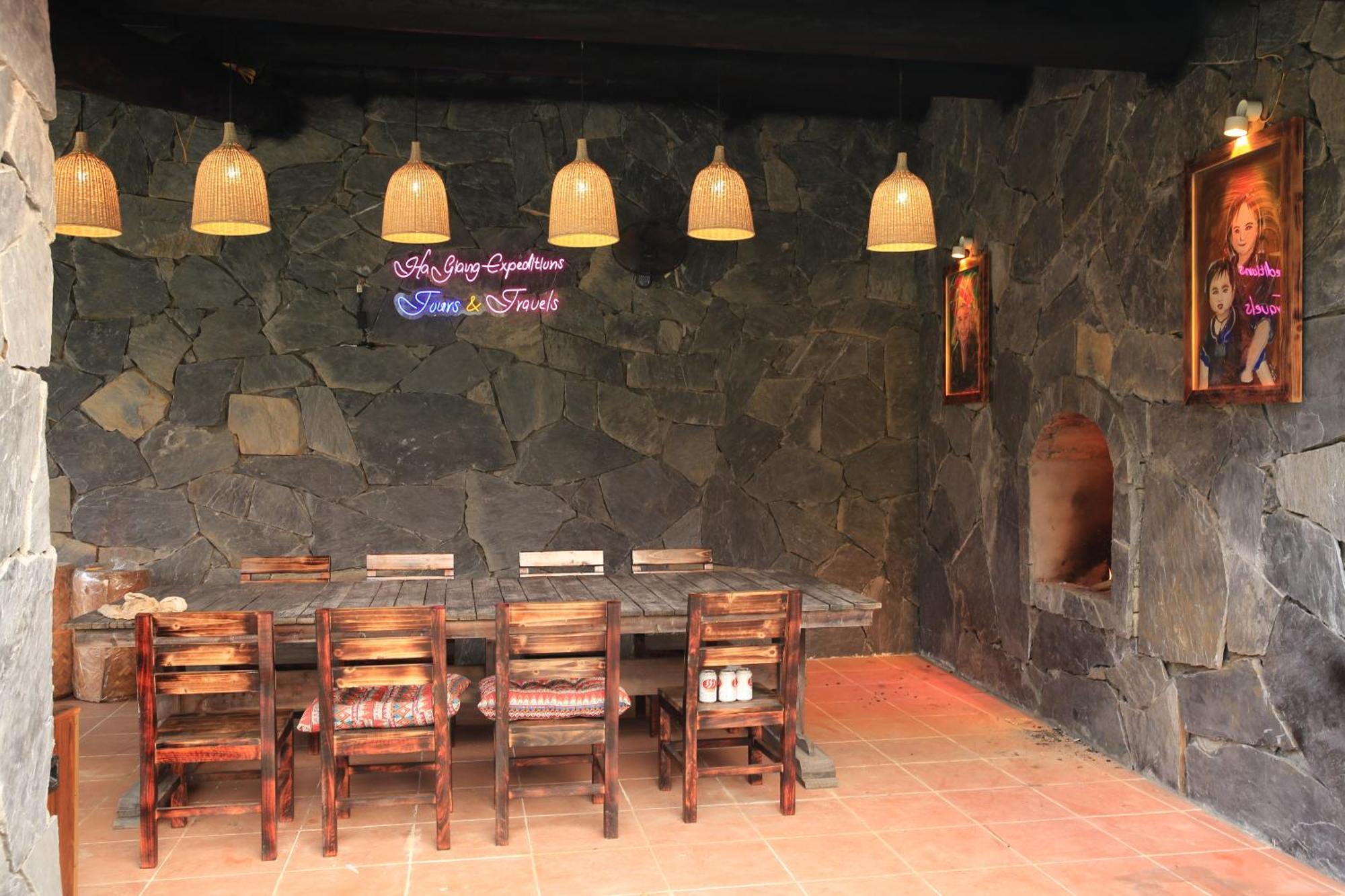 Ha Giang Eco Stone House - Tours & Rental Motorbike Экстерьер фото